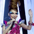 Ayu Ting Ting Menyanyikan 'Geregetan' di Konser 'Kreas1 1ndonesia'