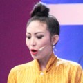 Ayu Dewi Saat Menjadi Host Acara Musik 'Dahsyat'