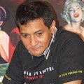 George Taka Saat Jumpa Pers Film 'Taman Lawang'