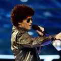Bruno Mars Raih Piala Best Song