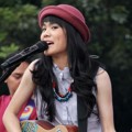 Sheryl Sheinafia Saat Tampil di 'Nova Ladies Fair 2013'