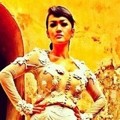Julia Perez Kenakan Gaun Rancangan Barli Asmara