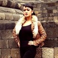 Julia Perez Berfoto di Candi Borobudur
