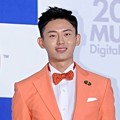 Lee Ji Hoon di Red Carpet MelOn Music Awards 2013