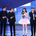 Kai, Suho, Baekhyun, Chanyeol EXO dan Lee Yoo Bi Menjadi Host MelOn Music Awards 2013