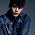 Kim Woo Bin di Majalah Harper's Bazaar Edis November 2013