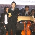Lee Seung Gi Raih Piala Best Vocal Performance - Male