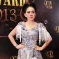 Syahrini di Red Carpet SCTV Awards 2013