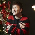 Huh Gak di Teaser Single 'Christmas Song'