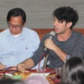 Ray Sahetapy dan Reza Rahadian di Acara 'Dialog Terbuka Aktor & Bintang'