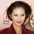 Maudy Koesnaedi Hadir di Premiere Film 'Soekarno'