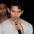 Donny Alamsyah di Premiere Film 'Isyarat'