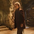 Bilbo Baggins Mengamati Keadaan Sekitar