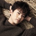Taecyeon 2PM di Majalah Vogue Girl Edisi Desember 2013
