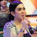 Syahrini Tengah Syuting 'Buka-Bukaan'