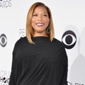 Queen Latifah di Red Carpet People's Choice Awards 2014