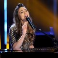 Penampilan Sara Bareilles di People's Choice Awards 2014