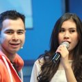 Raffi Ahmad dan Syahnaz Sadiqah di Acara 'Dahsyat'