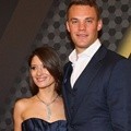 Manuel Neuer Datang Bersama Kathrin Gilch