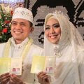 Pernikahan Oki Setiana Dewi dan Ory Vitrio