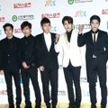 Infinite di Red Carpet Golden Disk Awards 2014