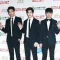 CN Blue di Red Carpet Golden Disk Awards 2014