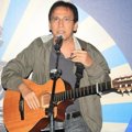 Iwan Fals Saat Tampil di Jumpa Pers Acara 'Satu Untuk Negeri'