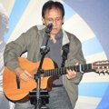 Iwan Fals Saat Tampil di Jumpa Pers Acara 'Satu Untuk Negeri'