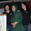Armand Maulana dan Dewi Gita Melelang Lukisan
