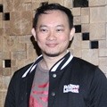 Verdi Solaiman Ditemui Saat Jumpa Pers Film '12 Menit Kemenangan Untuk Selamanya'