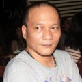 Iwa K di Acara Penggalangan Dana untuk Anda 'Bunga'