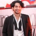 Reza Rahadian di Red Carpet Infotainment Awards 2014