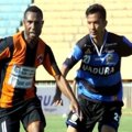 Yoksan Ama Saat Membela Tim Perseru Serui
