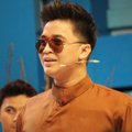 Billy Syahputra Saat Menjadi Host Acara 'Dahsyat'