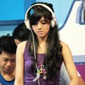 DJ Una di Acara 'Dahsyat'