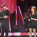 Chen dan Zhang Li Yin Tampil Nyanyikan Lagu 'Breath' Versi China