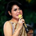 Andien Saat Hadir di Acara Reuni Universitas Indonesia