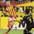Paulo Rangel Saat Berhadapan langsung dengan Kiper Arema Kurnia Meiga