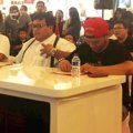 Iwa K Saat Menjadi Juri Acara 'Grand Final Stand Up Comedy Contest'