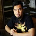 Ahmad Dhani Saat Menggelar Jumpa Pers di Kediamannya