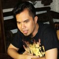 Ahmad Dhani Saat Menggelar Jumpa Pers di Kediamannya