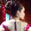 Cinta Laura Fitting Gaun Pra-Oscars Karya Anne Avantie