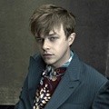 Dane DeHaan Berpose untuk Prada