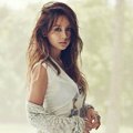 Lee Hyori Saat Pemotretan Majalah Cosmopolitan di Bali