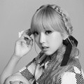 Yoonjo Hello Venus Berpose untuk Majalah HIM
