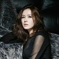 Son Ye Jin di Majalah Cine21 Edisi Oktober 2013