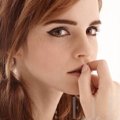 Emma Watson Akui Iri dengan Artis yang Tumbuh Dewasa Tanpa Jadi Sorotan