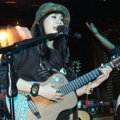 Sheryl Sheinafia Tampil di Konser 'An Evening to Share + Care with Slank'