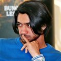 Reza Rahadian Saat Syukuran Film 'Habibie & Ainun'