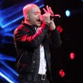 Penampialn Husein Alatas di Panggung Spektakuler Show Indonesian Idol 2014